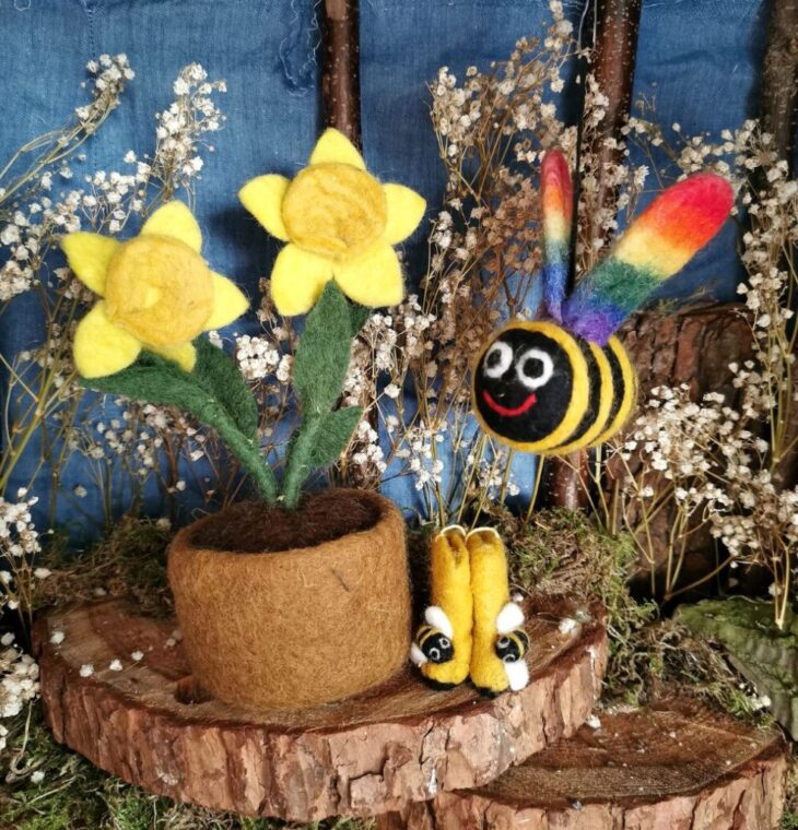 Handmade Felt Springtime Daffodils Standing Decoration