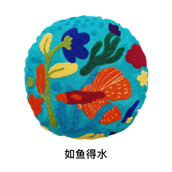 Round Throw Pillow (yellow cat+pink leopard+fish)